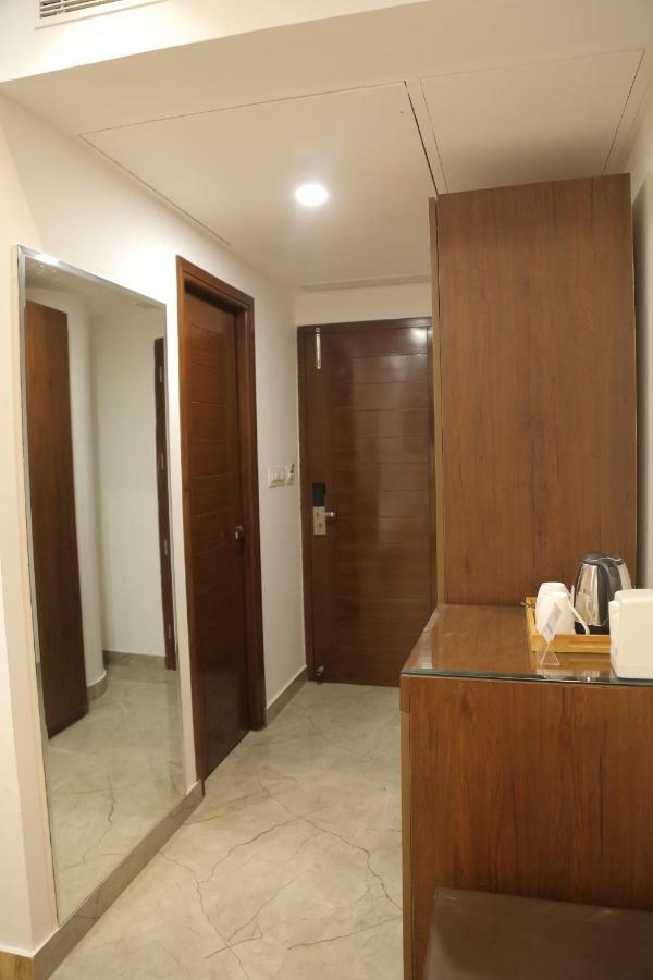 Hotel Ak Suites Патіала Екстер'єр фото