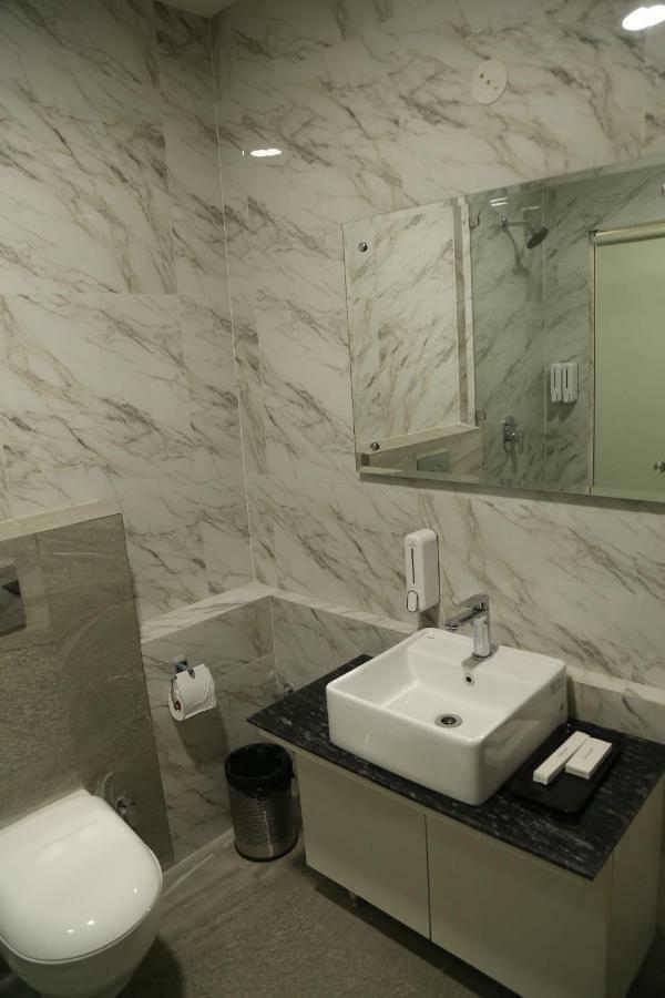Hotel Ak Suites Патіала Екстер'єр фото